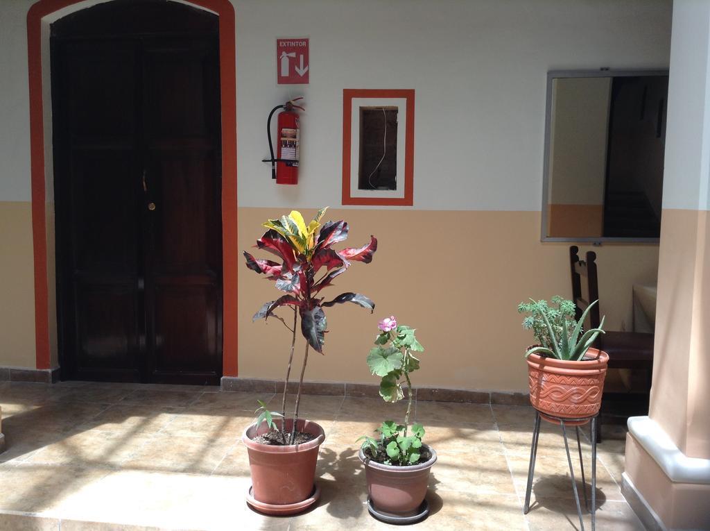 Hostal Buenos Aires Quito Zewnętrze zdjęcie
