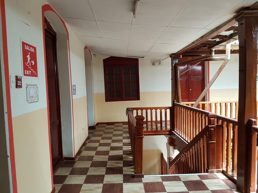 Hostal Buenos Aires Quito Zewnętrze zdjęcie